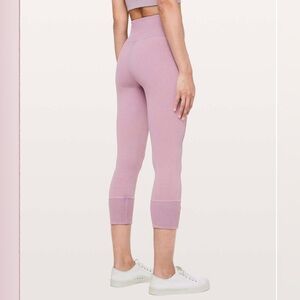 #175 NWT LULULEMON Wunder Under Cropped Leggings, 23”, ribbed, Washed Antoinette